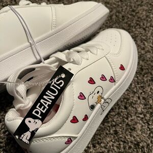 Peanuts Snoopy kids shoes